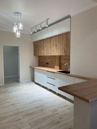 испанский дом: 3 комнаты, 90 м², 6 этаж, Дизайнерский ремонт