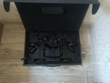 принимаю стекло: Продам oculus rift cv1 мой комп не тянет поэтому продаю