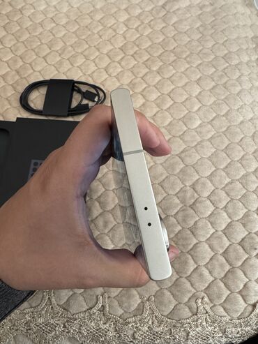 Samsung: Samsung Galaxy S24 Ultra, 256 GB, rəng - Bənövşəyi, Barmaq izi, Simsiz şarj, İki sim kartlı — 5