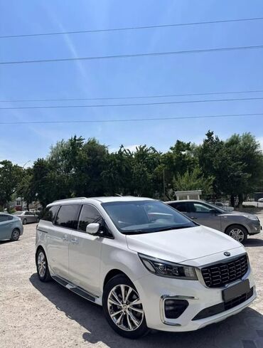 Kia: Kia Carnival: 2017 г., 2.2 л, Автомат, Дизель, Минивэн