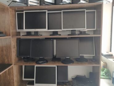 Комплектующие для ПК и ноутбуков: 15" manitor-30 azn
17" manitor-45 azn
19" manitor-55 azn