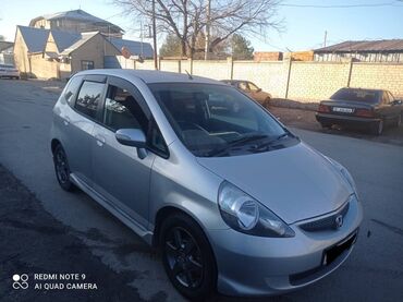 Honda: Honda Fit: 2002 г., 1.3 л, Вариатор, Бензин, Хэтчбэк — 2