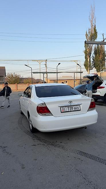 range over: Toyota Camry: 2004 г., 2.4 л, Автомат, Бензин, Седан — 2