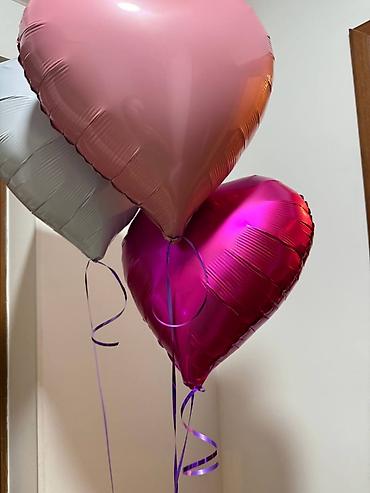 Воздушные шары и принадлежности: Фольгированные шары «Сердца» на гелии - Форма: сердце - Материал at lalafo.kg — 4 Воздушные шары и принадлежности: Фольгированные шары «Сердца» на гелии - Форма: сердце - Материал — 4