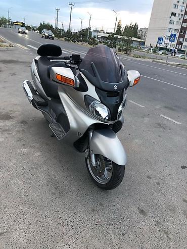 Suzuki: Suzuki Skywave 650 (Burgman) – крупный туристический максискутер — 1