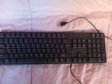 Tastature: Standardna Tastatura
Usb konekcija

Lično preuzimanje u Novom Sadu!