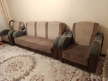 Раскладные диваны: Раскладной диван, Б/у, Тройка