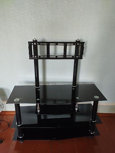 tv altdığı: TV stendi və VESA divar asqısı kombinə edilmiş model - Material — 1
