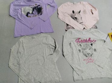 prsluk s: Bundle: Sweatshirts, T-shirts, Pants, For girls, age: 10-11 years