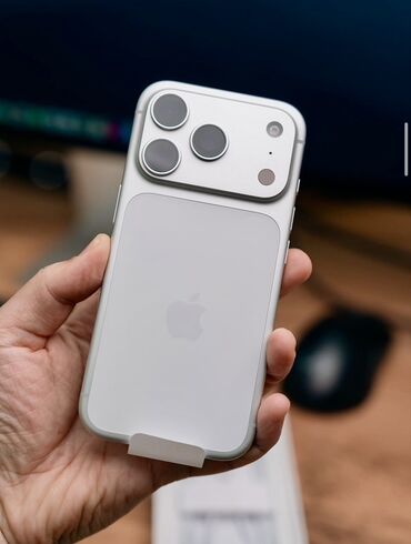 iphone se 3 купить: IPhone 17 Pro, Серебристый, Кабель