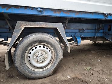 муз колонка: Грузовой бортовой автомобиль Mercedes-Benz Sprinter (двухрядная — 4