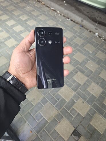 telefonlar not 8: Xiaomi Redmi Note 13, 256 GB, rəng - Qara, 
 Barmaq izi