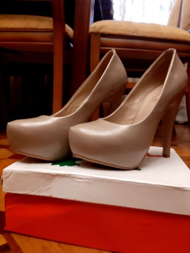 женские туфли: Туфли, Размер: 36, цвет - Бежевый, Новый