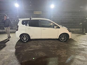 Honda Fit: 2001 г., 1.3 л, Вариатор, Бензин, Хэтчбэк
