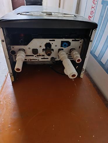 ariston 30 lt: Ariston Clas Evo divar tipli kombi (qazla işləyən) - Brend/model — 2