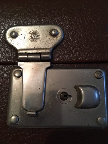 Putni koferi i torbe: Srednji kofer na lalafo.rs — 5 Putni koferi i torbe: Srednji kofer — 5