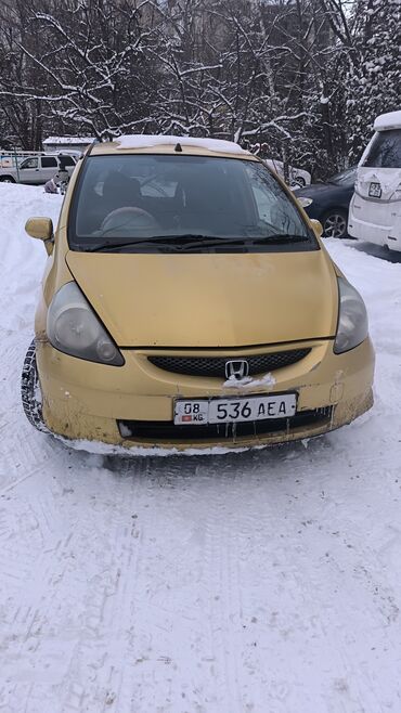 сдаю фит в аренду: Сдаю в аренду: Легковое авто, Под такси