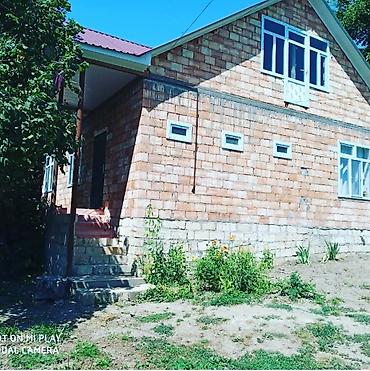 Günlük kirayə mənzillər: 3 otaqlı — 8