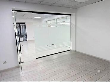в ломбарде: Сдаю The entire office: Сдаю Банковское отделение, Колл-центр, Нотариус, 88 м², В бизнес центре, С ремонтом, 1 линия, С отдельным сан узлом, С системой безопасности — 4