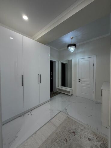 Продажа квартир: 3 комнаты, 75 м² — 4