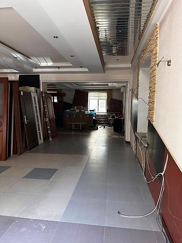 фатьянова: Аренда офисов, 270 м², В жилом комплексе, С отдельным входом, С системой безопасности, С юридическим адресом — 4