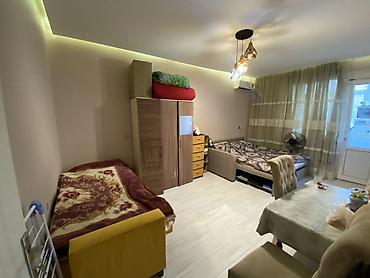 10 mikrayon: 2 nəfər xannim qalır 1 i addelni otaqda qalır deyə paylaşmamışam . 2 — 10