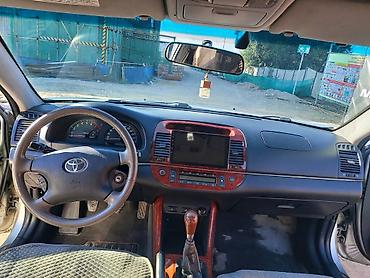 Унаа: Toyota Camry: 2004 г., 2.4 л, Кол менен иштөөчү, Бензин, Седан — 8