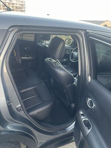 audi 6: Nissan Juke: 1.6 l | 2012 il Krossover — 7
