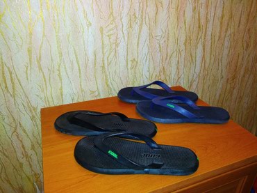 Подростковые шлепанцы, почти новые 38-39р