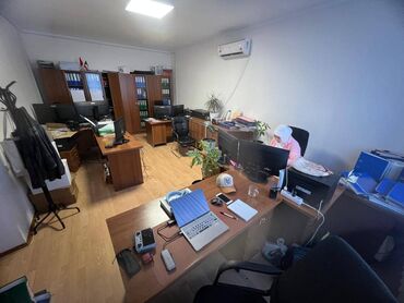 Долгосрочная аренда домов: 250 м², 5 комнат — 9