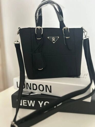 Torbe: Elegantna ženska torba – crna - Model: klasična ručna torba sa — 7