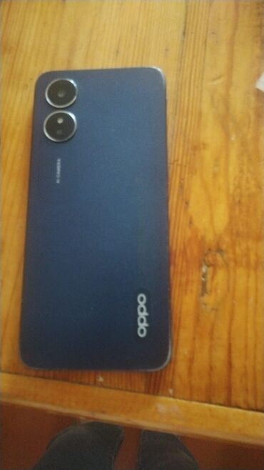 telfon sade: Oppo A18, 64 GB, rəng - Göy, Qırıq