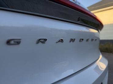 grander: Hyundai Grandeur: 2020 г., 3 л, Автомат, Газ, Седан — 6
