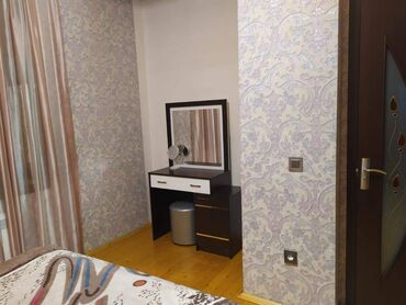 Uzunmüddətli kirayə mənzillər: Xətai rayonu,Həzi Aslanov metrosunun yanındaKFC arxasinda yerleşir,2 — 9