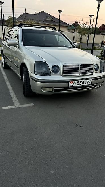 progres: Toyota Progres: 2000 г., Седан — 4