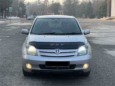 авто в рассрочку ист: Toyota ist: 2003 г., 1.5 л, Автомат, Бензин, Хетчбек