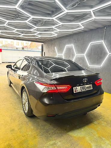 corolla 2016: Toyota Camry: 2017 г., 2.5 л, Автомат, Бензин, Седан — 3