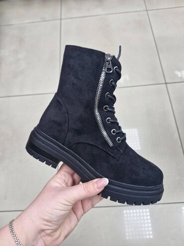 Čizme: Čizme, 41 — 19