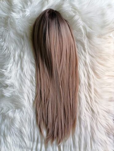 Perike i klipse: Perike
Cena 3200din na lalafo.rs — 19 Perike i klipse: Perike
Cena 3200din — 19