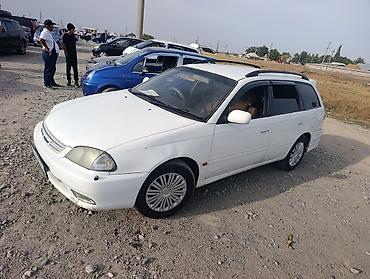 Toyota Caldina: 2000 г., 2 л, Автомат, Бензин, Универсал — 3