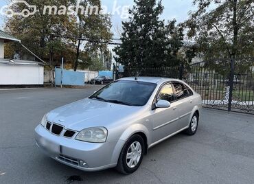 Chevrolet: Chevrolet Lacetti: 2004 г., 1.6 л, Механика, Бензин, Седан