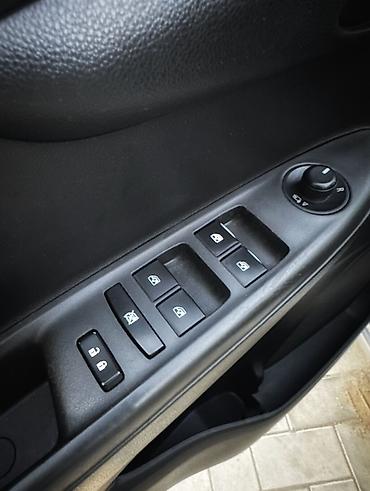 Chevrolet: Chevrolet Spark: 2018 г., 1 л, Вариатор, Бензин, Хэтчбэк — 26