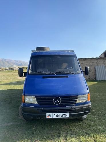 Грузовой фургон Mercedes-Benz (кабина синяя) с бортовой at lalafo.kg — 1 Грузовой фургон Mercedes-Benz (кабина синяя) с бортовой — 1