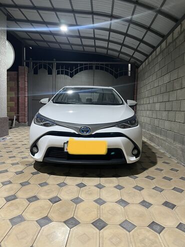 Toyota Corolla: 2017 г., 1.8 л, Автомат, Гибрид, Седан