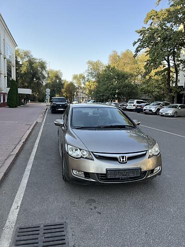 honda inside: Honda Civic: 2007 г., 1.3 л, Автомат, Бензин, Седан — 1