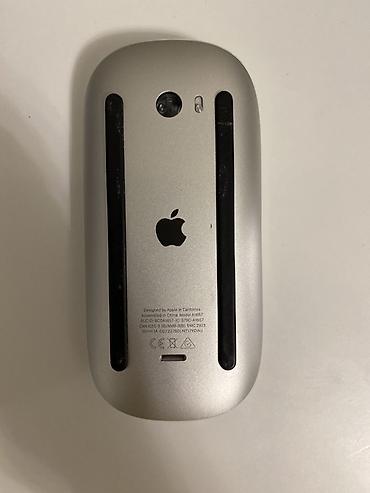 Apple Magic Mouse 2 (Model A1657) - Rəng: Ağ üst panel, gümüşü alt