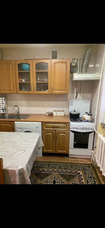 дом в антоновке: 3 комнаты, 54 м², Хрущевка, 3 этаж, Косметический ремонт