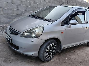 Honda: Honda Fit: 2002 г., 1.4 л, Механика, Бензин, Хэтчбэк — 1