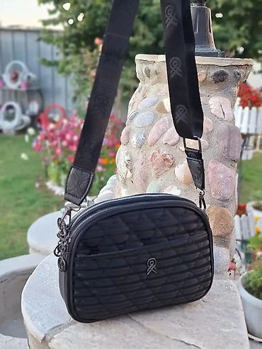 Torbe: Ženska crossbody torba sa dvostrukim rajsferšlus pregradama - — 3