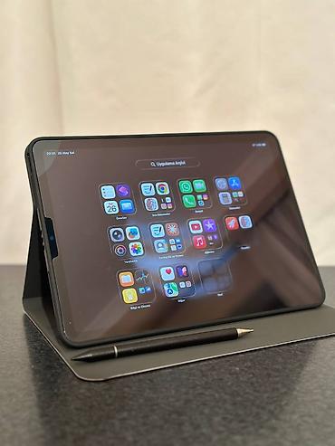 mini ipad: İşlənmiş Apple iPad Air 5 (2022), 11", 64 GB, Ünvandan götürmə — 1